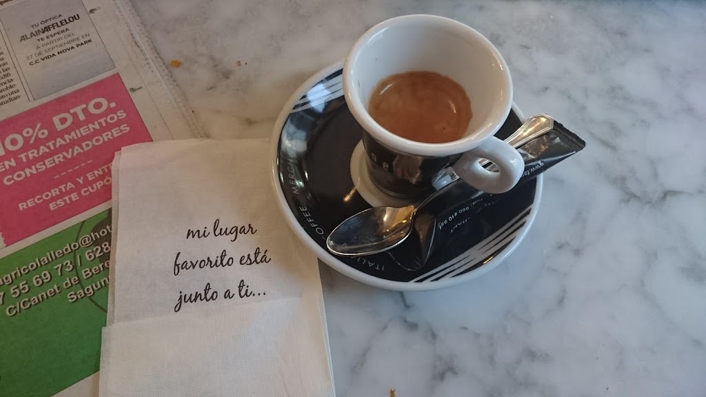 Cafeteria EL CAFENET — Cafe
