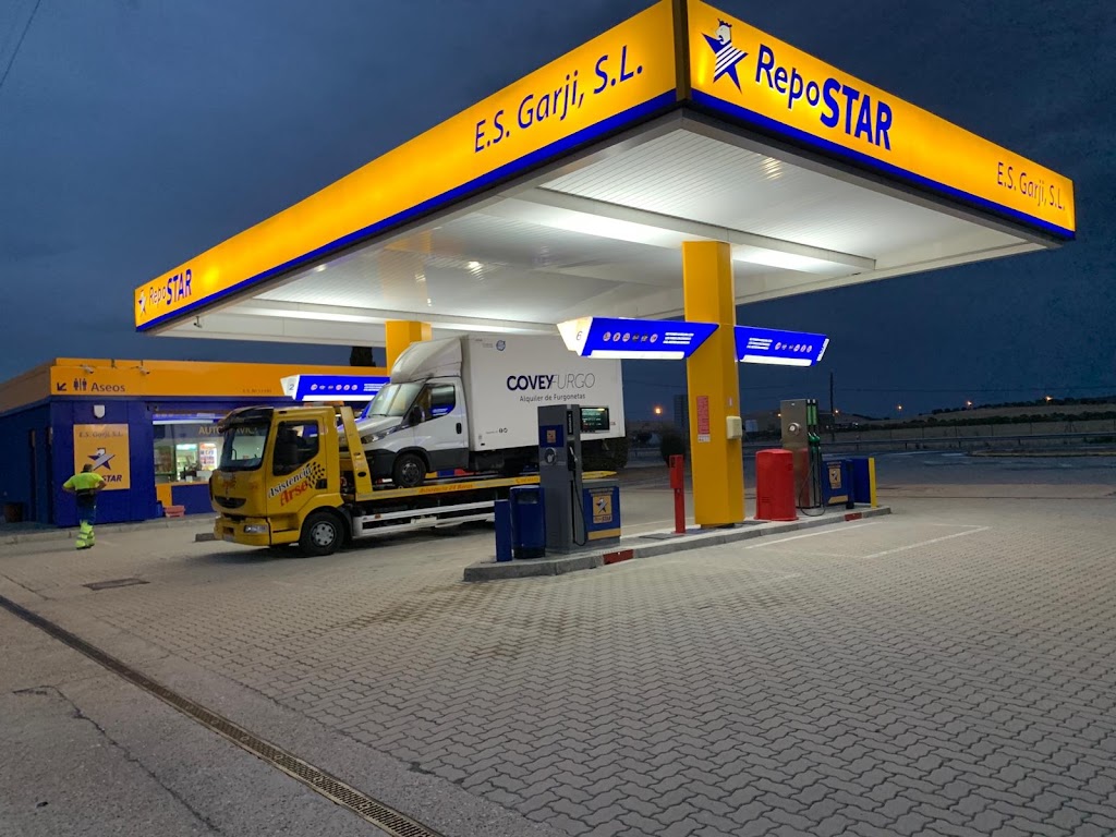 Gasolinera Sanchidrian Repostar — Estacion de servicio