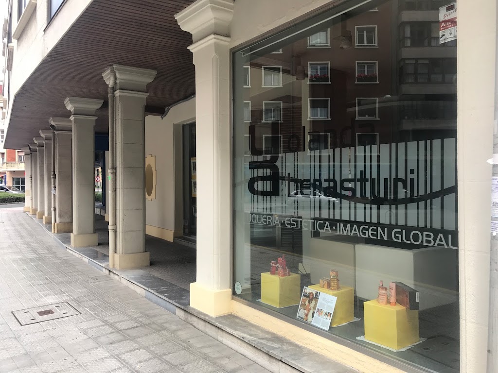 Peluqueria Yolanda Aberasturi — Exterior