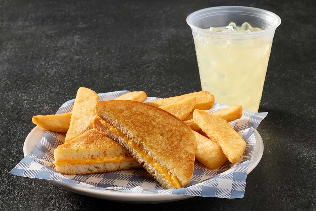  Cracker Barrel Old Country Store