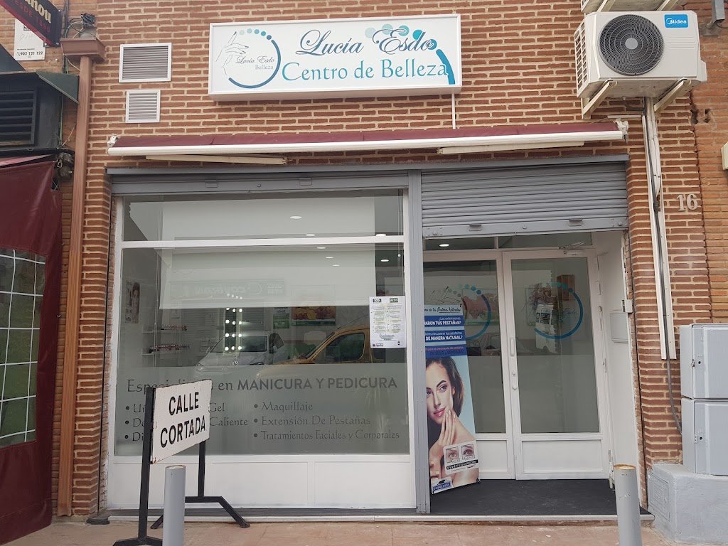 Lucia Esdo belleza — Exterior
