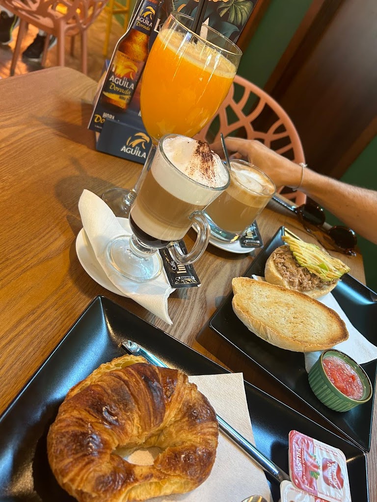 Kill'a Chiclana — Comida y bebida
