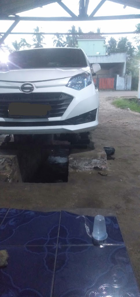 Bengkel mobil sellon