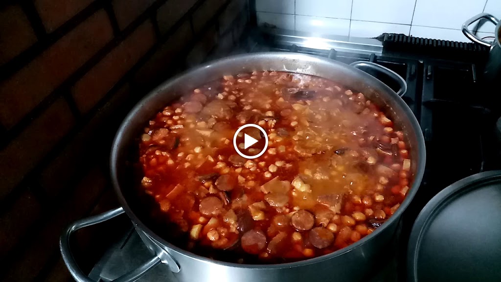 Cafeteria Moti — Videos