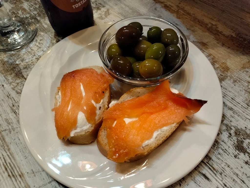 Cerveceria Timanfaya 37 — Comida y bebida