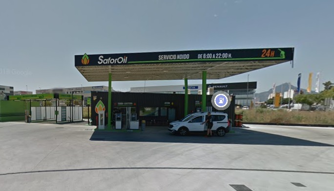 Gasolinera SaforOil — Surtidor de combustible