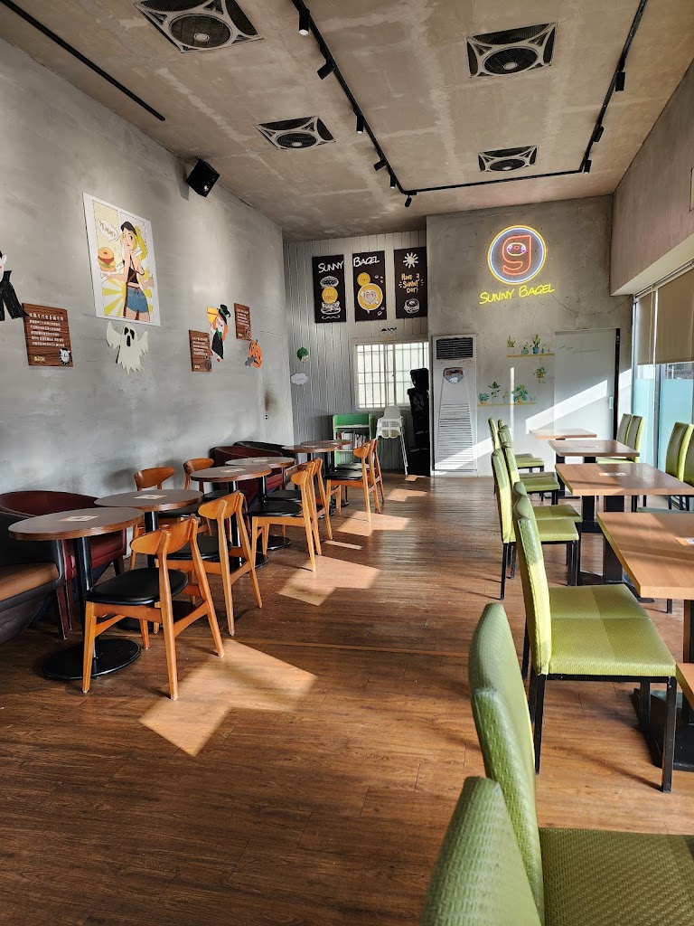 Sunny bagel 太陽貝果-太平店 早午餐 晚餐 義大利麵 燉飯 沙拉 咖啡 兒童/寵物友善 的照片