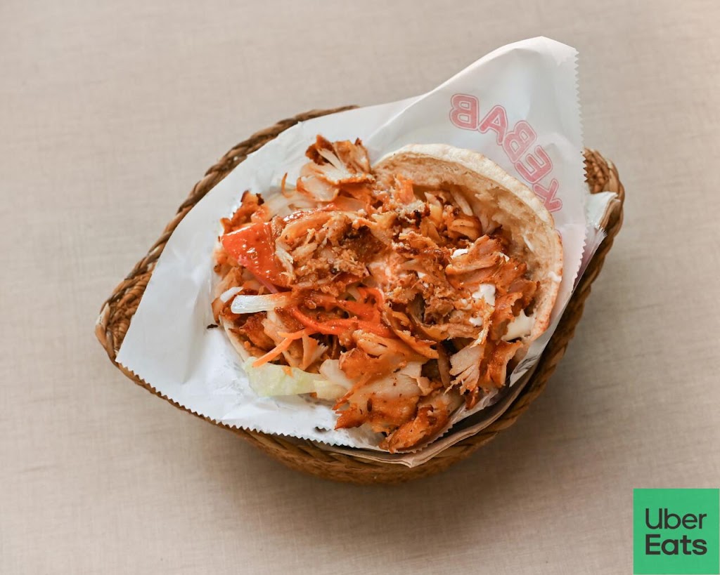 Bismillah Kebab Restaurante — Comida y bebida