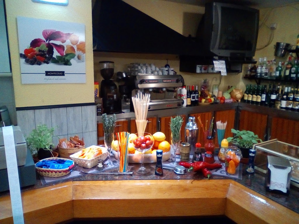 Cafe Ovinana — Comida y bebida