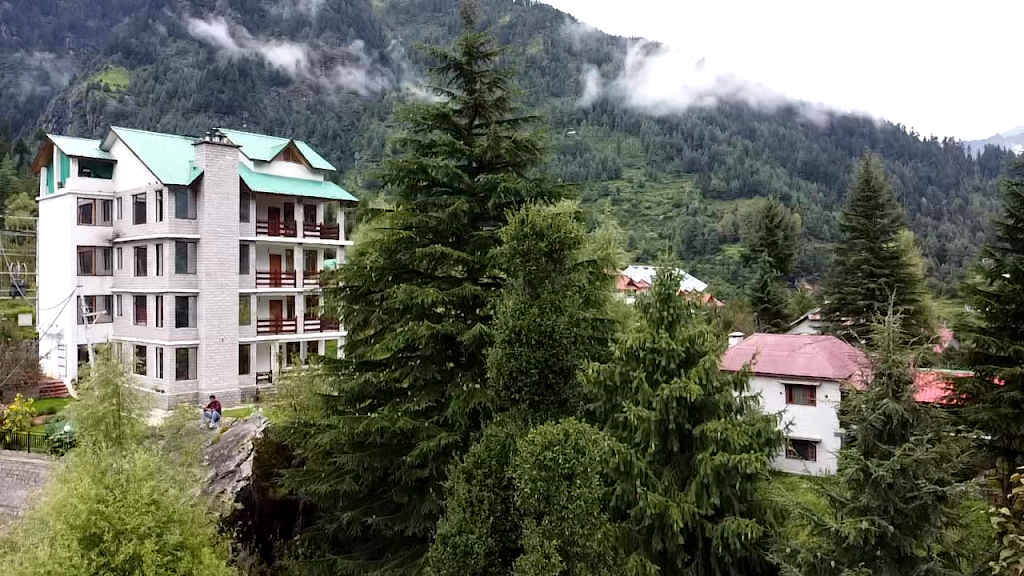 Delfryn Manali