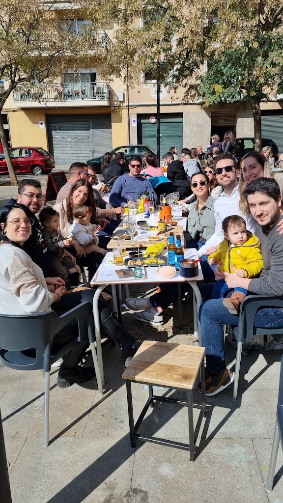 La Pepa Cafe i Vermut — Ambiente