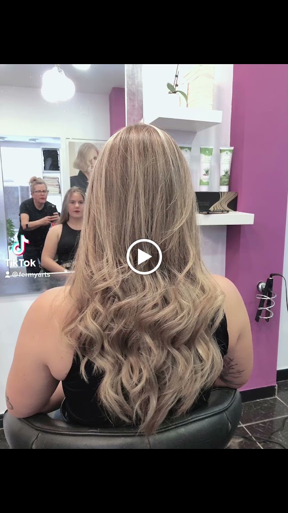 Peluqueria y Belleza Pepi — Videos