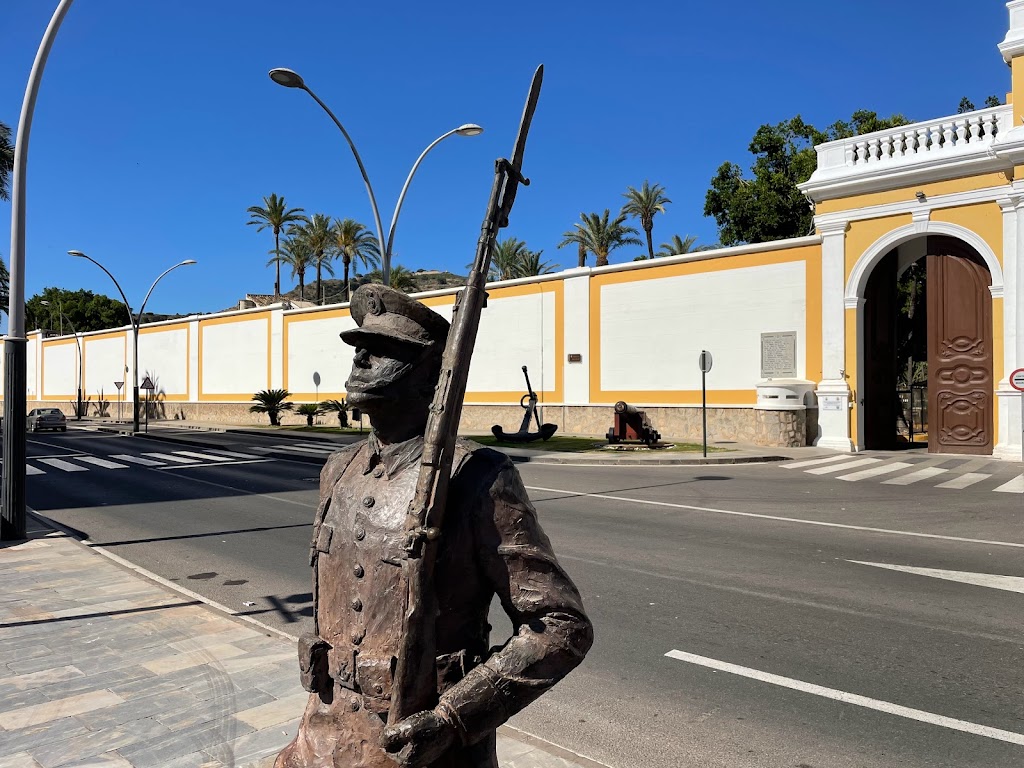 Monumento al Infante de Marina