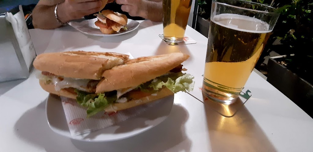 Bar Fumero — Comida y bebida