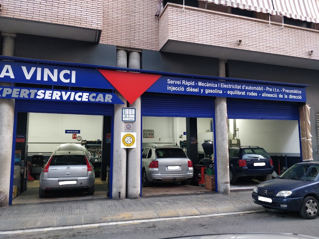 Talleres Leonardo da Vinci S.L. — Exterior