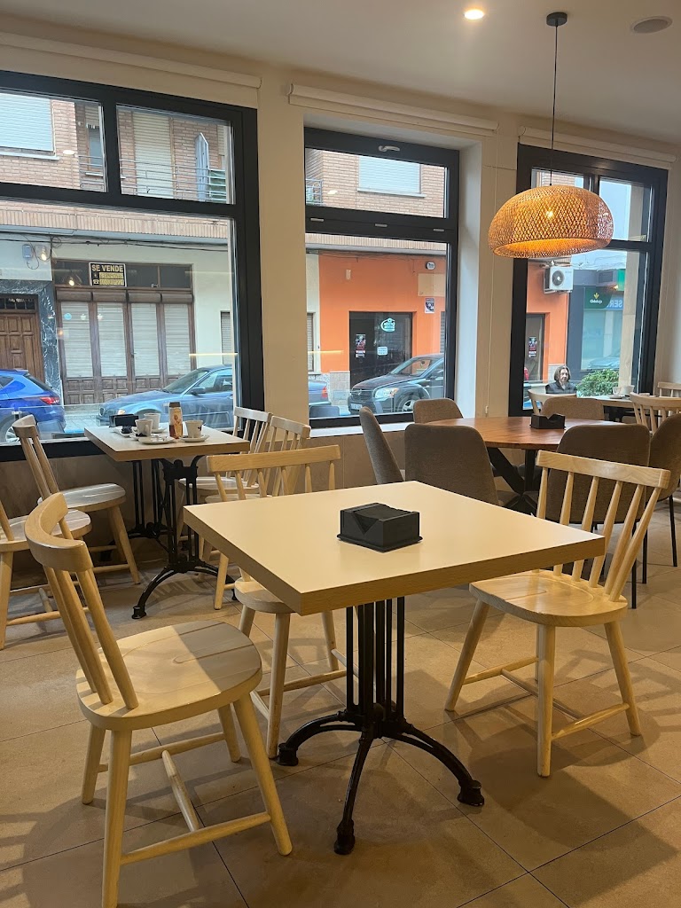 CAFETERIA LA CAMPANA.