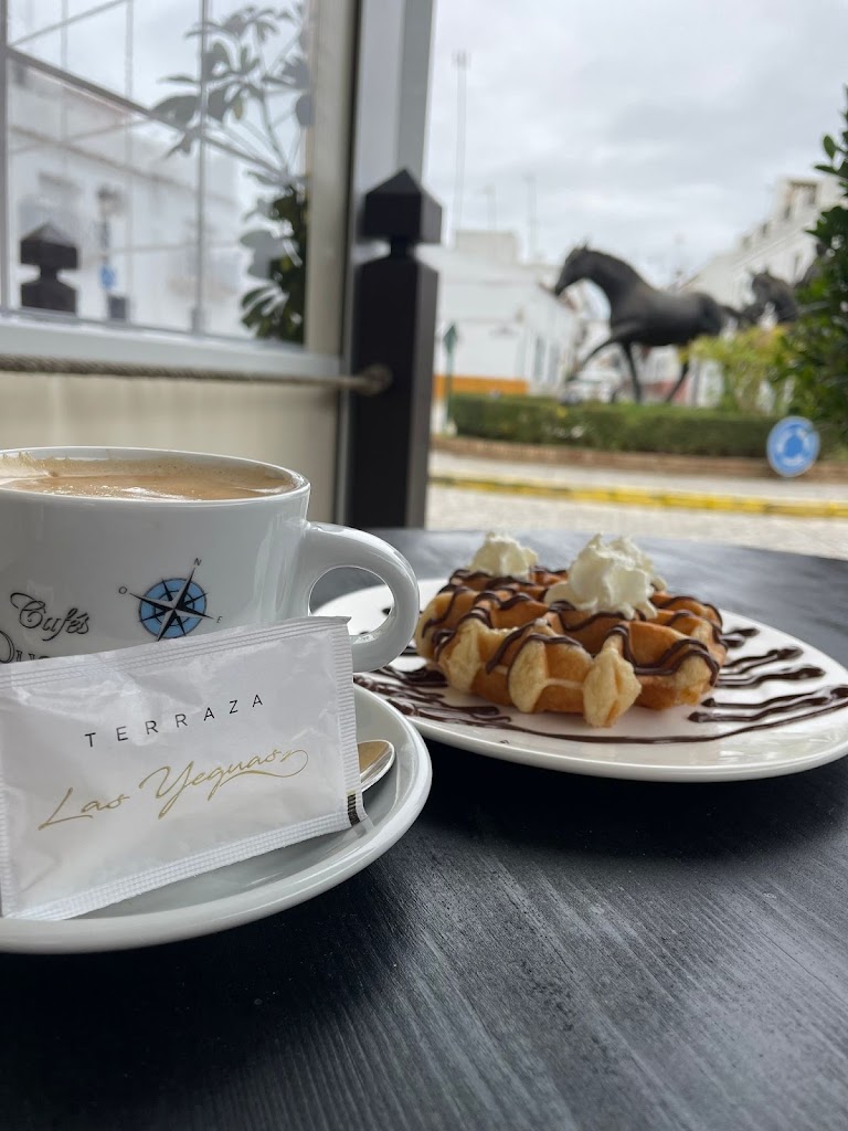 Terraza Las Yeguas — Comida y bebida