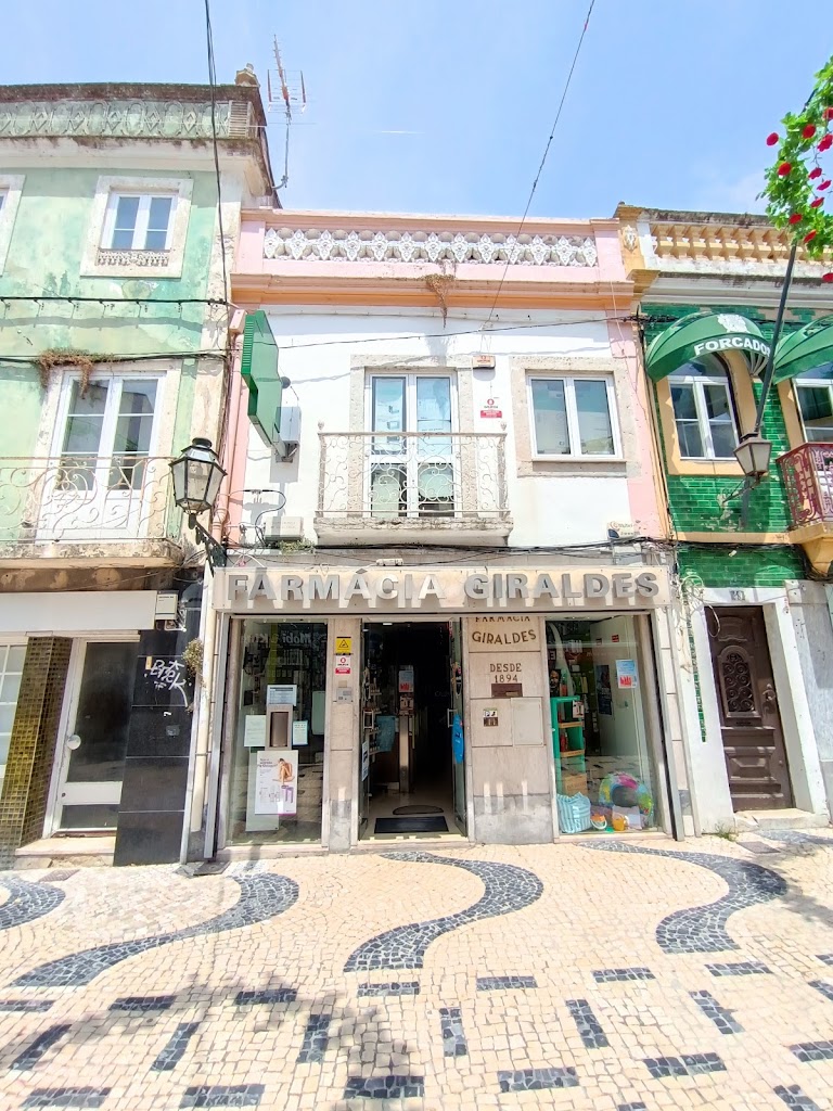 Giraldes Pharmacy — Todas