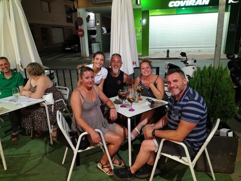 La Almadraba — Ambiente