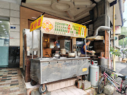 64512002c4d1698e1a10129f 的照片