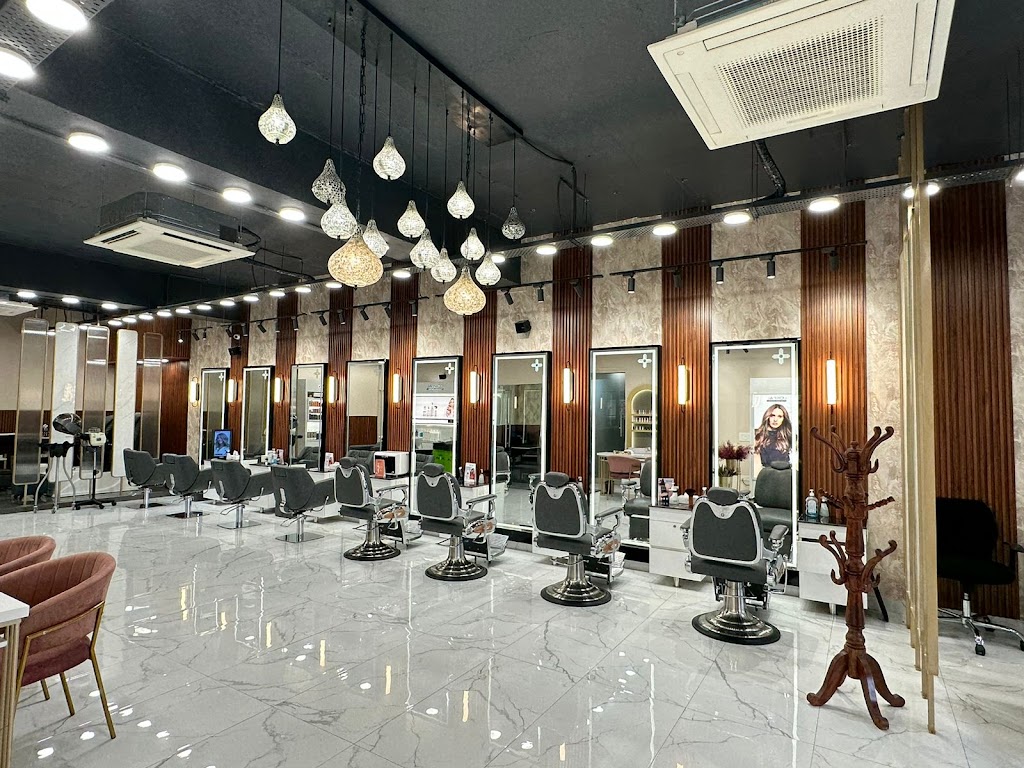 Cut Style Salon Sector 9 Panchkula