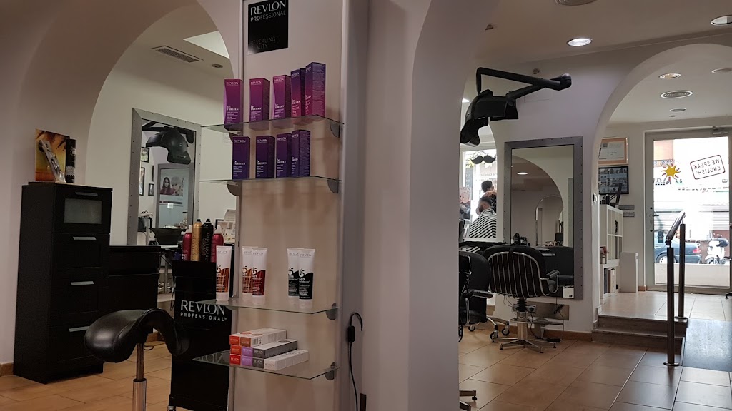 Bambina Villena (Peluqueria & Barbershop) — Interior
