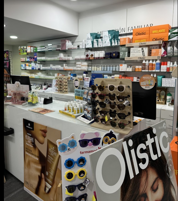 Farmacia Paula Calzon Fernandez. Farmacia en Mieres. Parafarmacia. — Del propietario