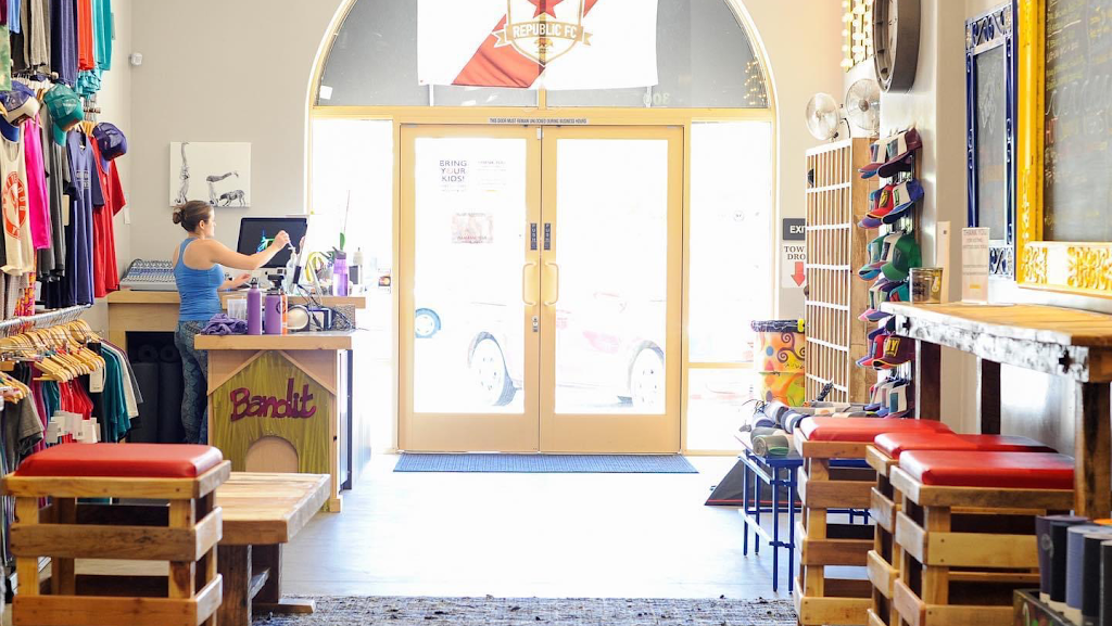  Spotted Dog Yoga & SUP