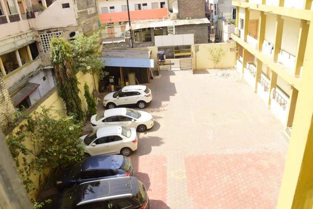 Hotel Kanha
