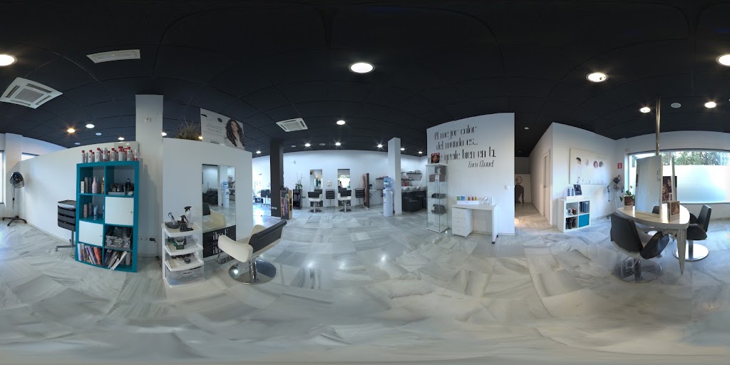 Ana F. Woman Zone — Street View y 360deg