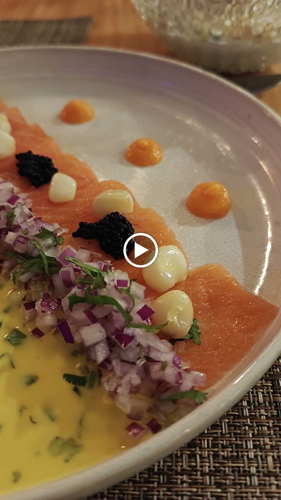 Restaurante Peruano Tacuni — Videos