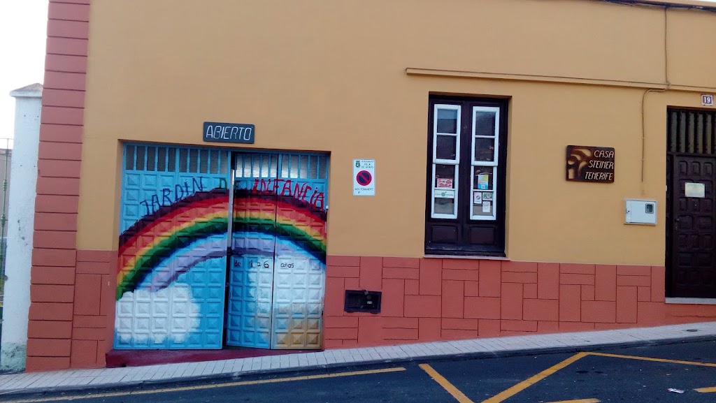 CIRCULO WALDORF "VALLE DE GUIMAR" (TENERIFE, CANARIAS) — Del propietario