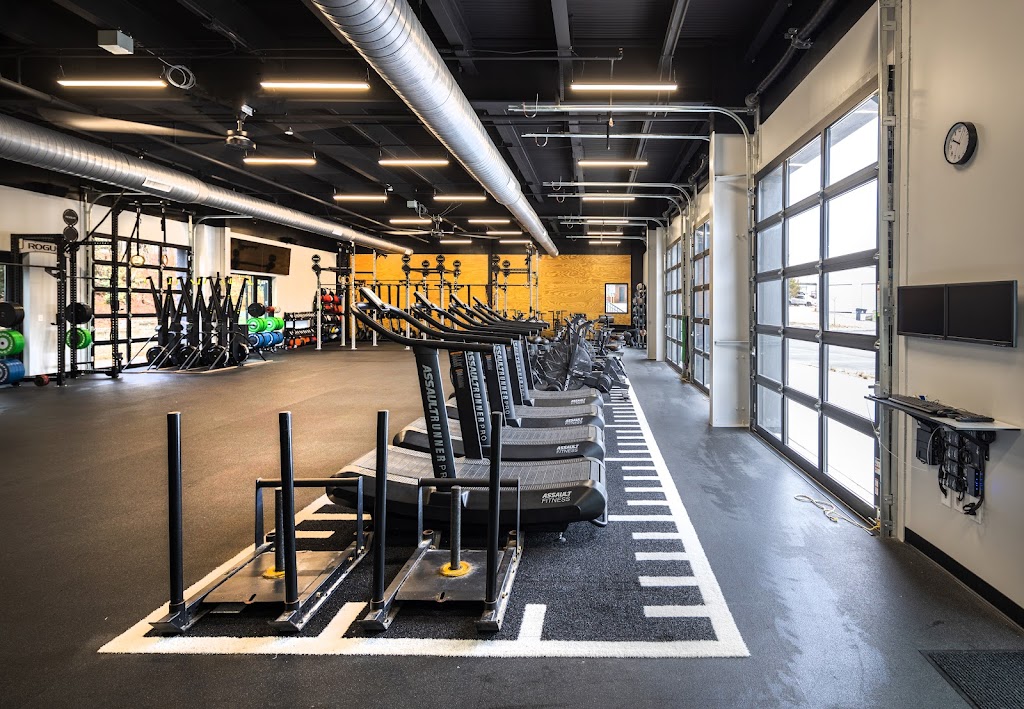  Iron District Fitness