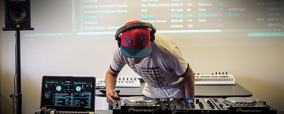 Baffle Djs | Escuela de DJs y Produccion de Musica Electronica de Bilbao