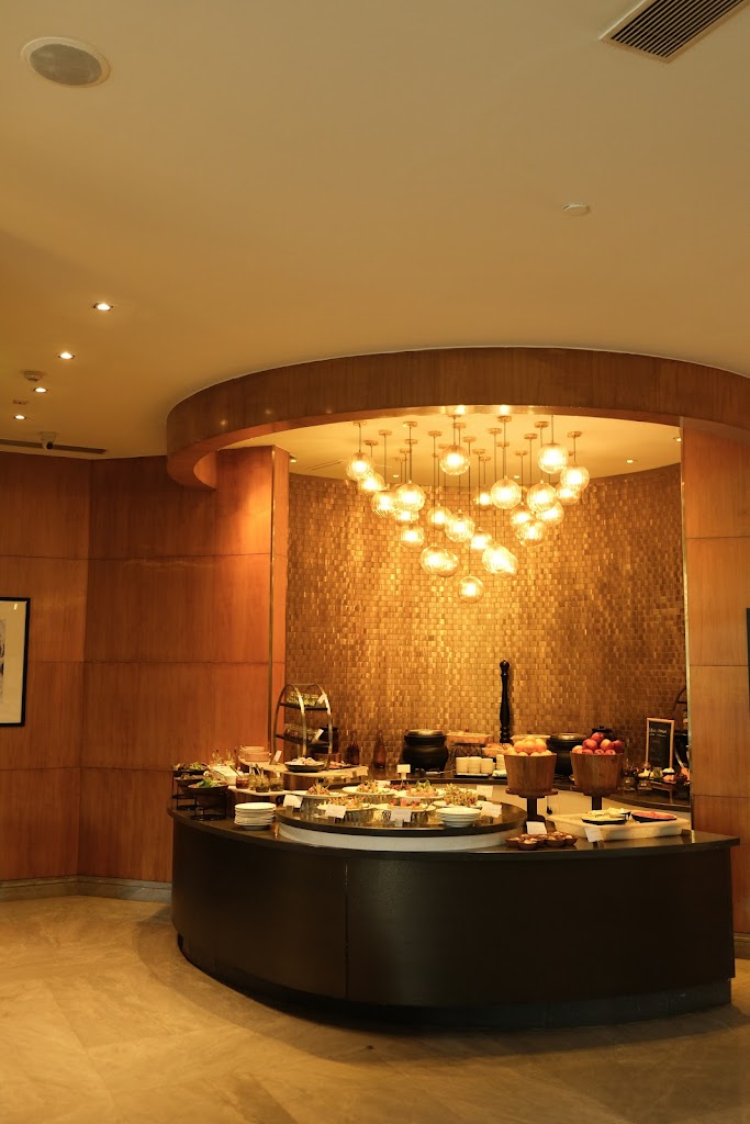 Cafe G Crowne Plaza Today Gurugram