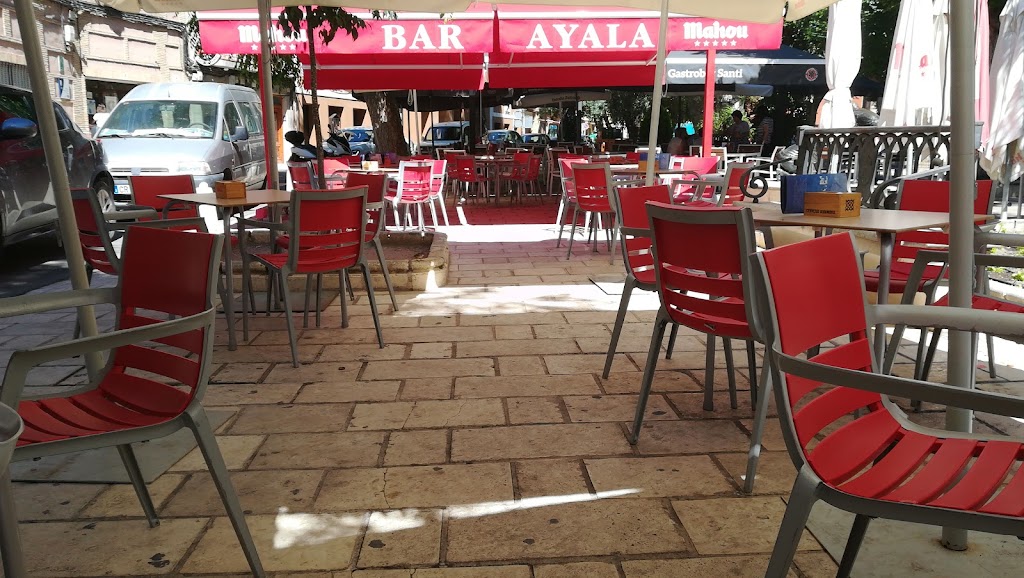 Bar AYALA — Ambiente