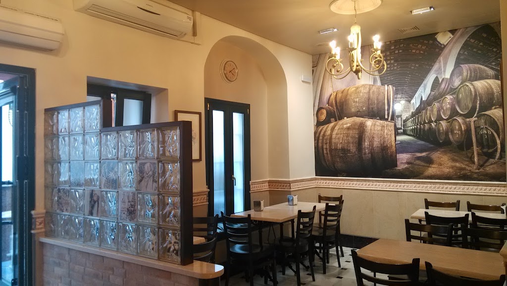 Cafe Bar Montesa — Ambiente