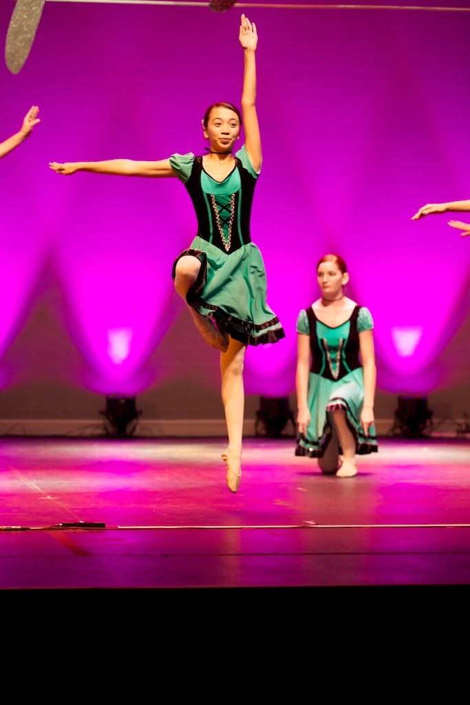  The Looking Glass Studio Of Performing Arts