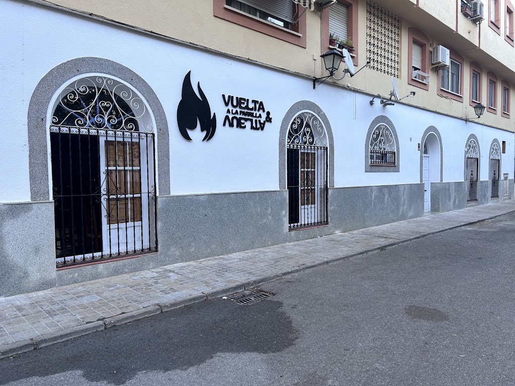 Vuelta y Vuelta Restaurante