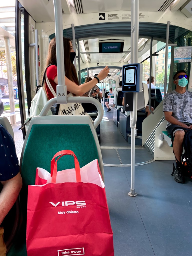 TRAM - Linies T-4 / T-6 - Estacio Sant Adria de Besos