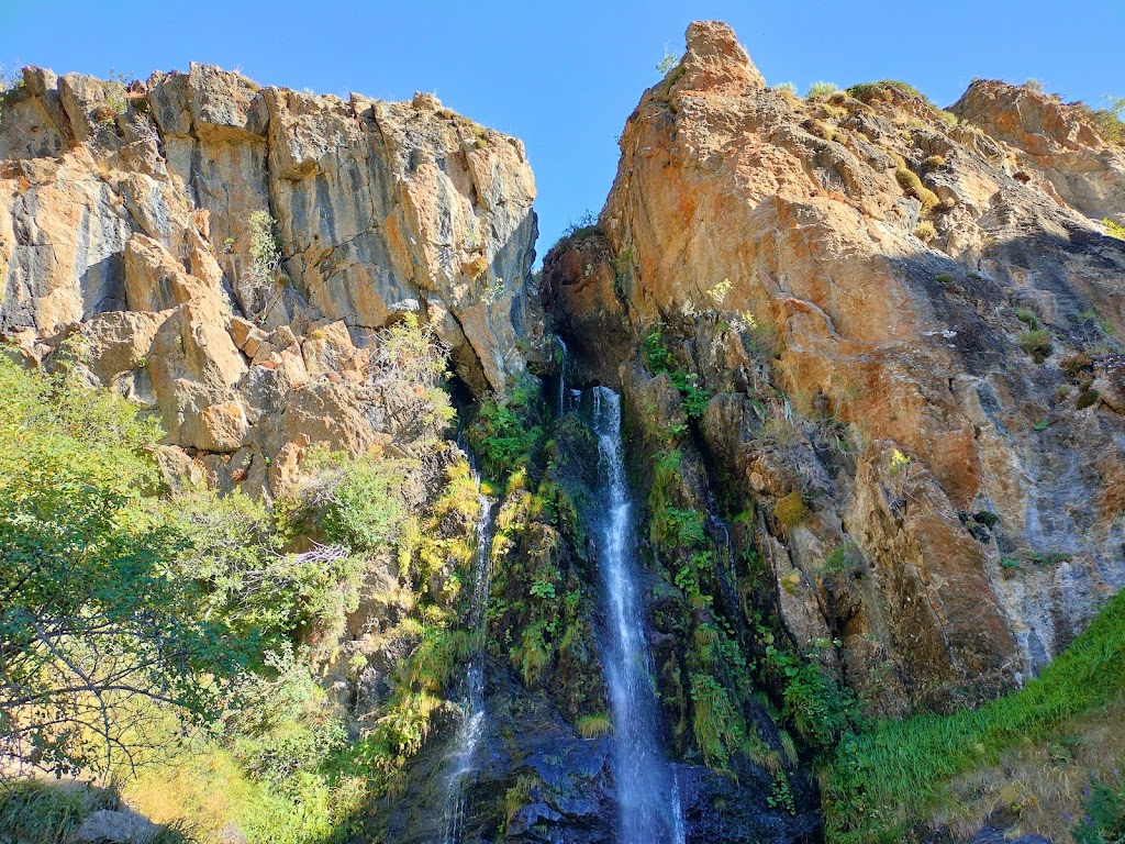 Inicio Ruta "Cascada Mazobre"