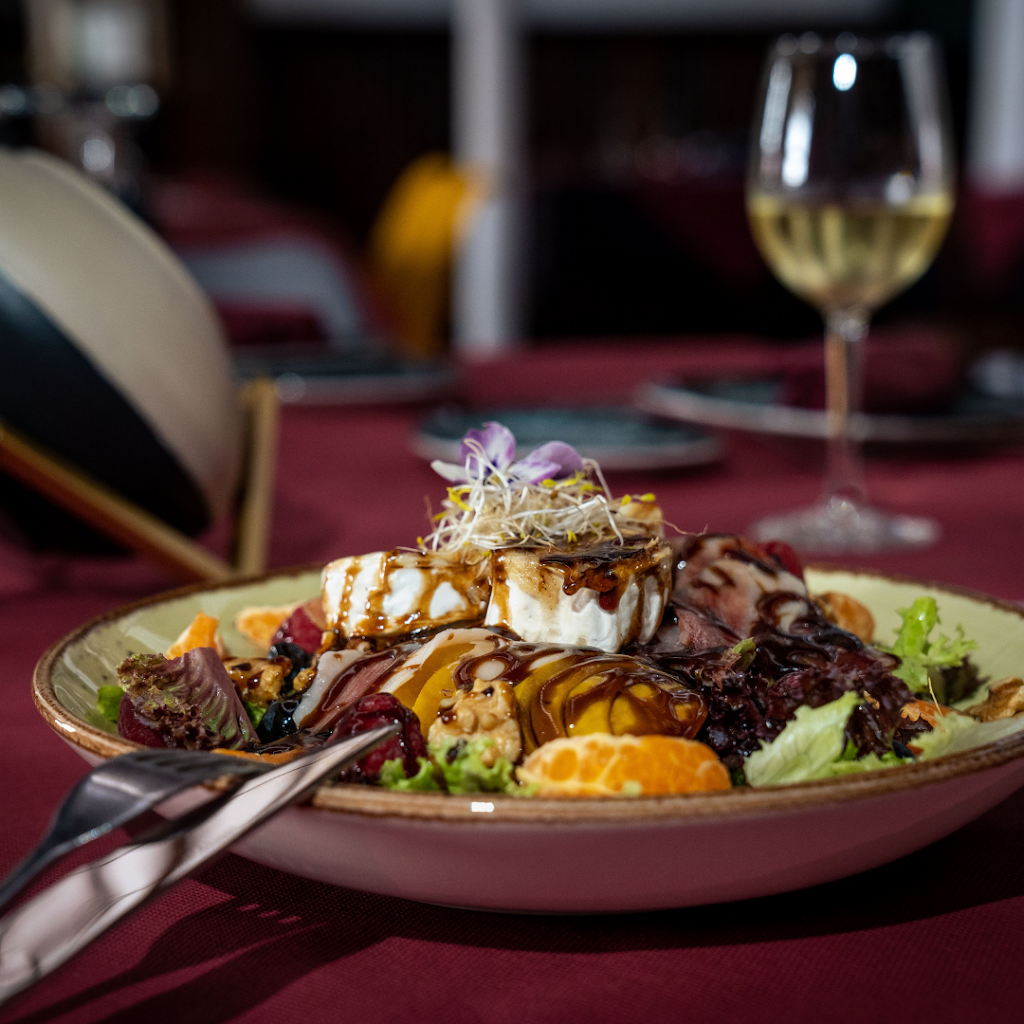 Restaurante El Casino Santa Cruz de La Palma — Comida y bebida