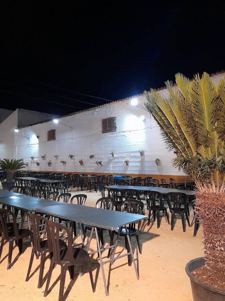 Patio Andaluz La Gregoria — Ambiente