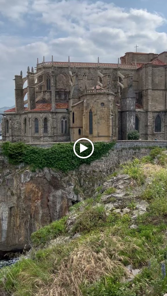 Iglesia de Santa Maria de la Asuncion — Videos
