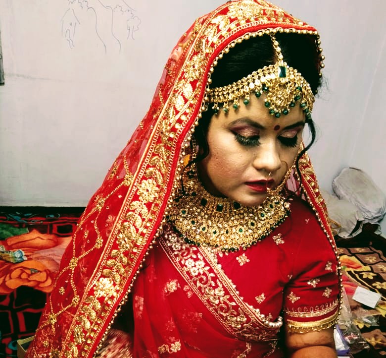 Varsha Ladies Beauty Parlour