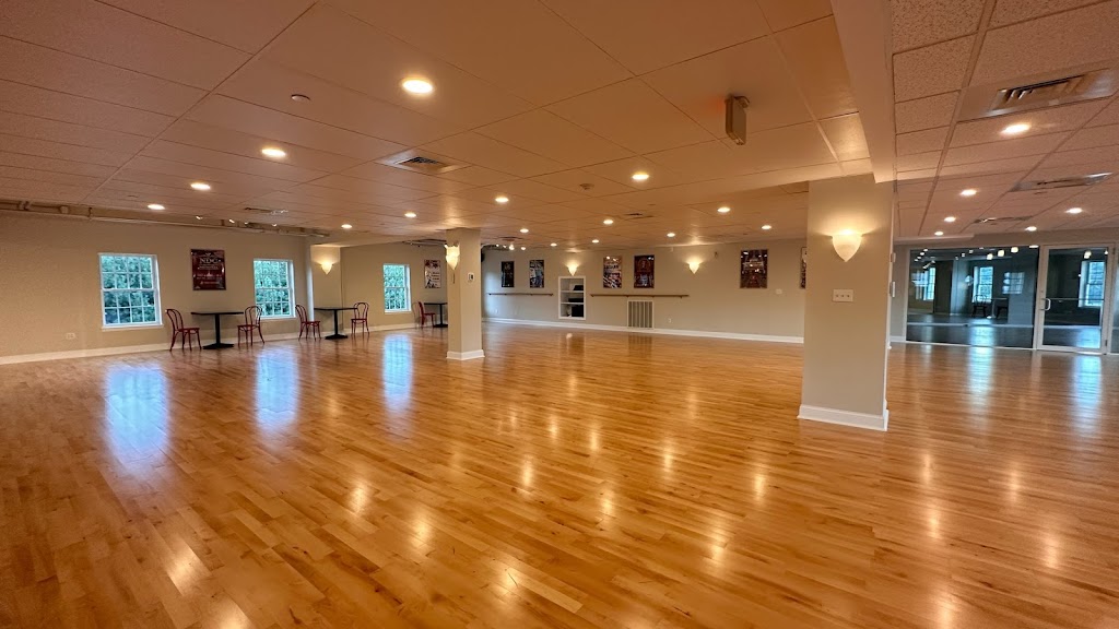  Fred Astaire Dance Studios - Madison CT