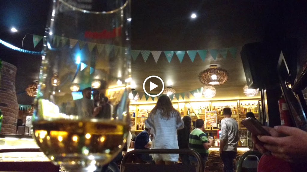 Cafe Bar Os Fornos — Videos