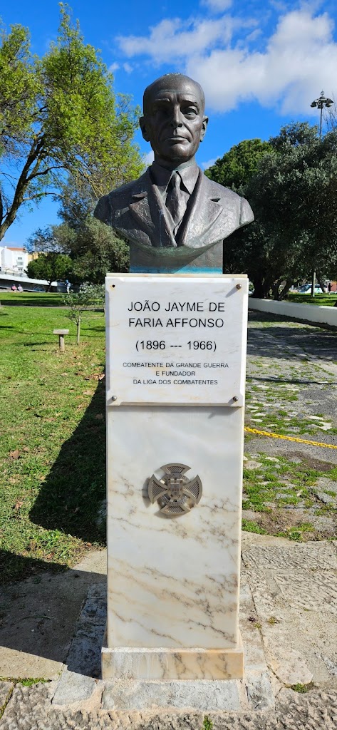 Monumento Joao Jaime Faria Afonso