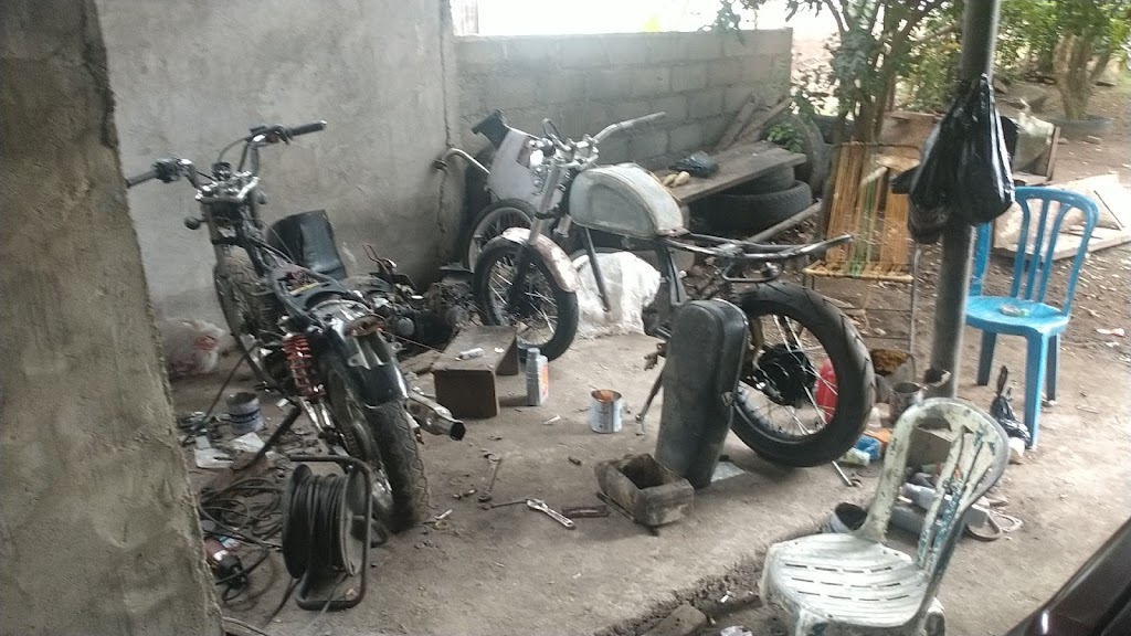GARASI CB Custom