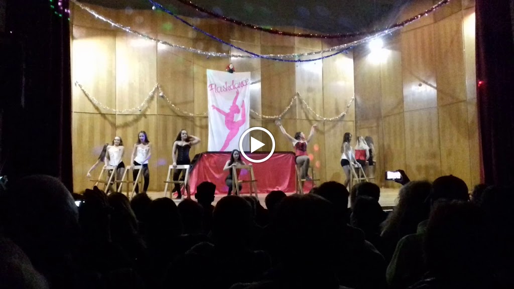 Centro Cultural e Recreativo de Cabral — Videos